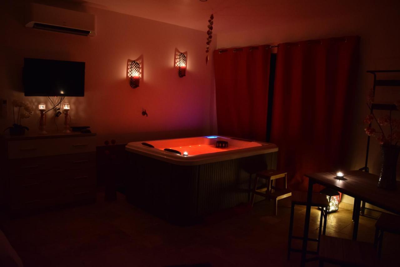 Gites Spa De Charme L Etoile Spa Beynac-et-Cazenac Kültér fotó